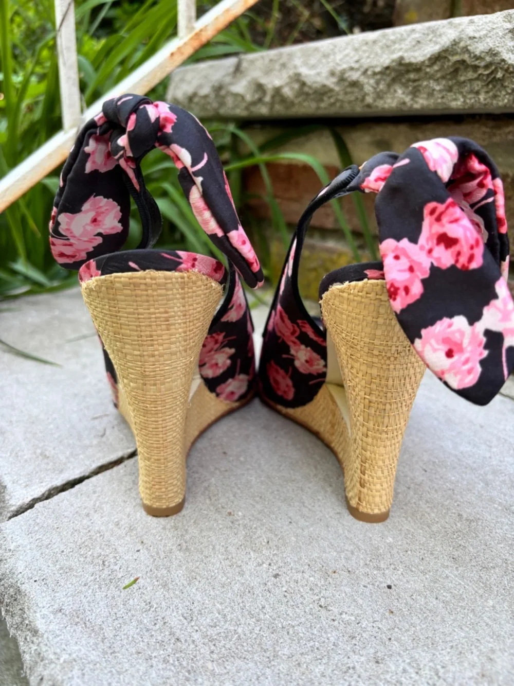 NIB Vntg Betsey Johnson Rose Print Espadrille Slingback Bow Wedges Sz. 10M